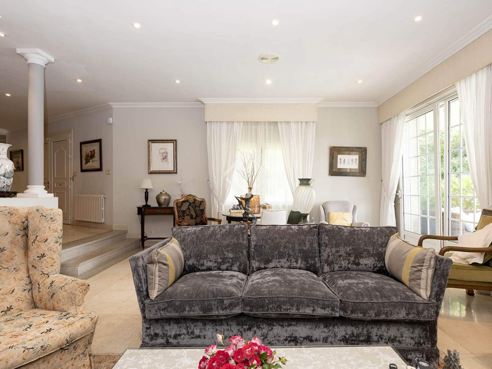 5 soveværelse Villa til salg i Pontevedra by med swimmingpool garage - € 1.250.000 (Ref: 9058317)