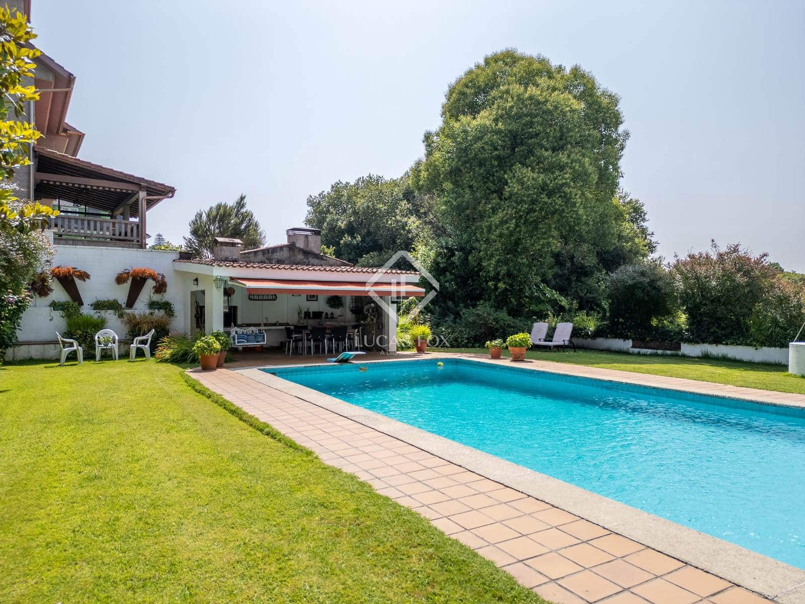 5 soveværelse Villa til salg i Pontevedra by med swimmingpool garage - € 1.250.000 (Ref: 9058317)