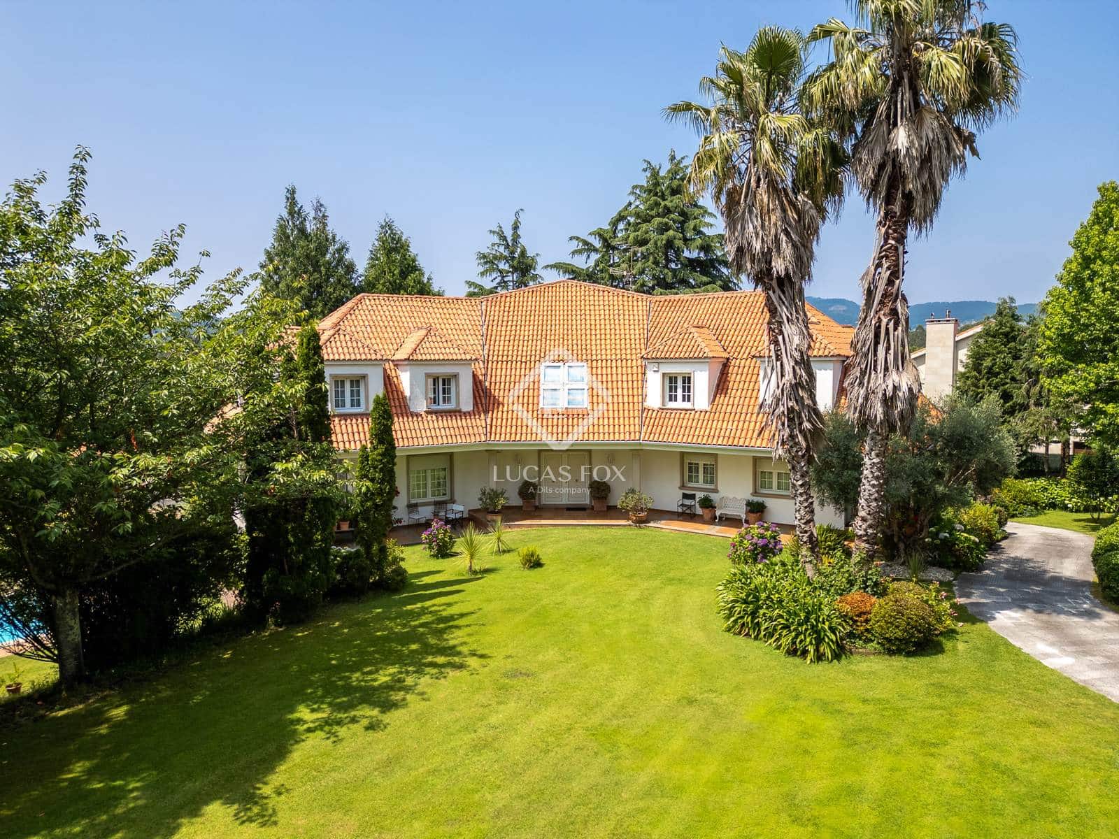 5 soveværelse Villa til salg i Pontevedra by med swimmingpool garage - € 1.250.000 (Ref: 9058317)