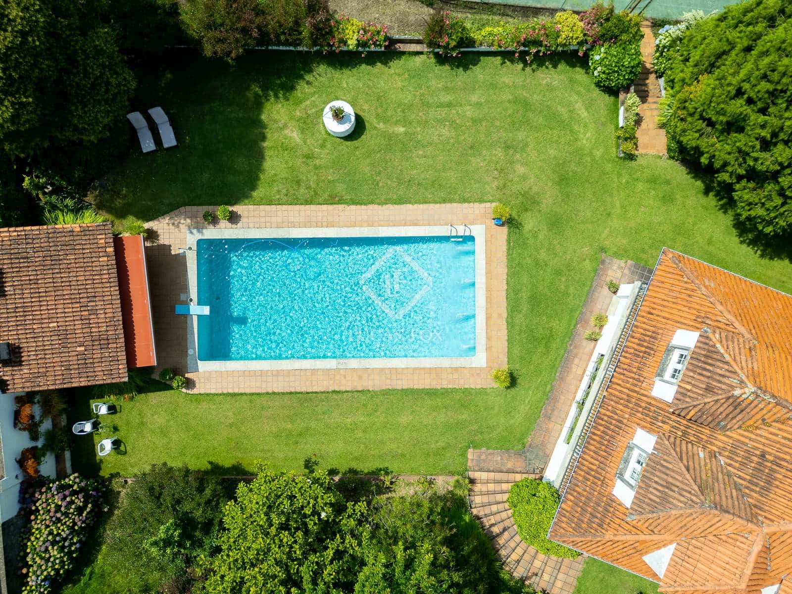 5 soveværelse Villa til salg i Pontevedra by med swimmingpool garage - € 1.250.000 (Ref: 9058317)
