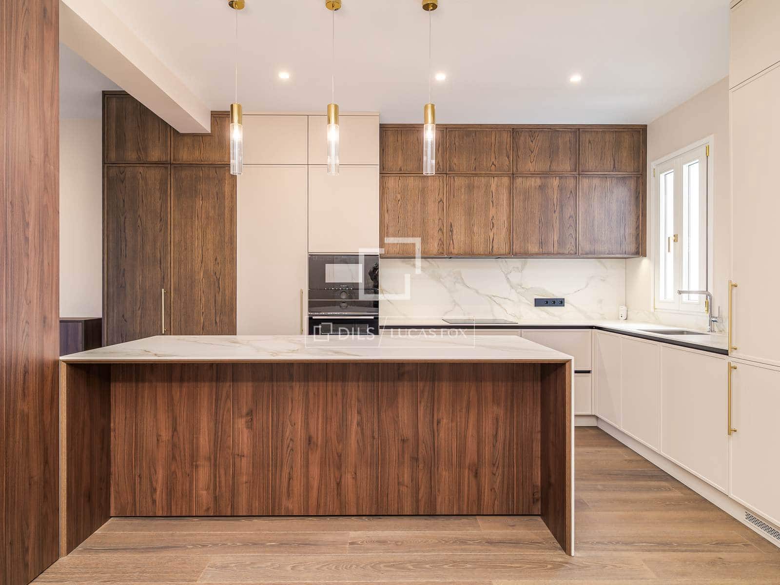 4 makuuhuone Huoneisto myytävänä paikassa Barcelona kaupunki mukana 
autotalli - 1 435 000 € (Ref: 9058438)