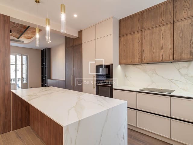 4 soveværelse Lejlighed til salg i Barcelona by med garage - € 1.435.000 (Ref: 9058438)