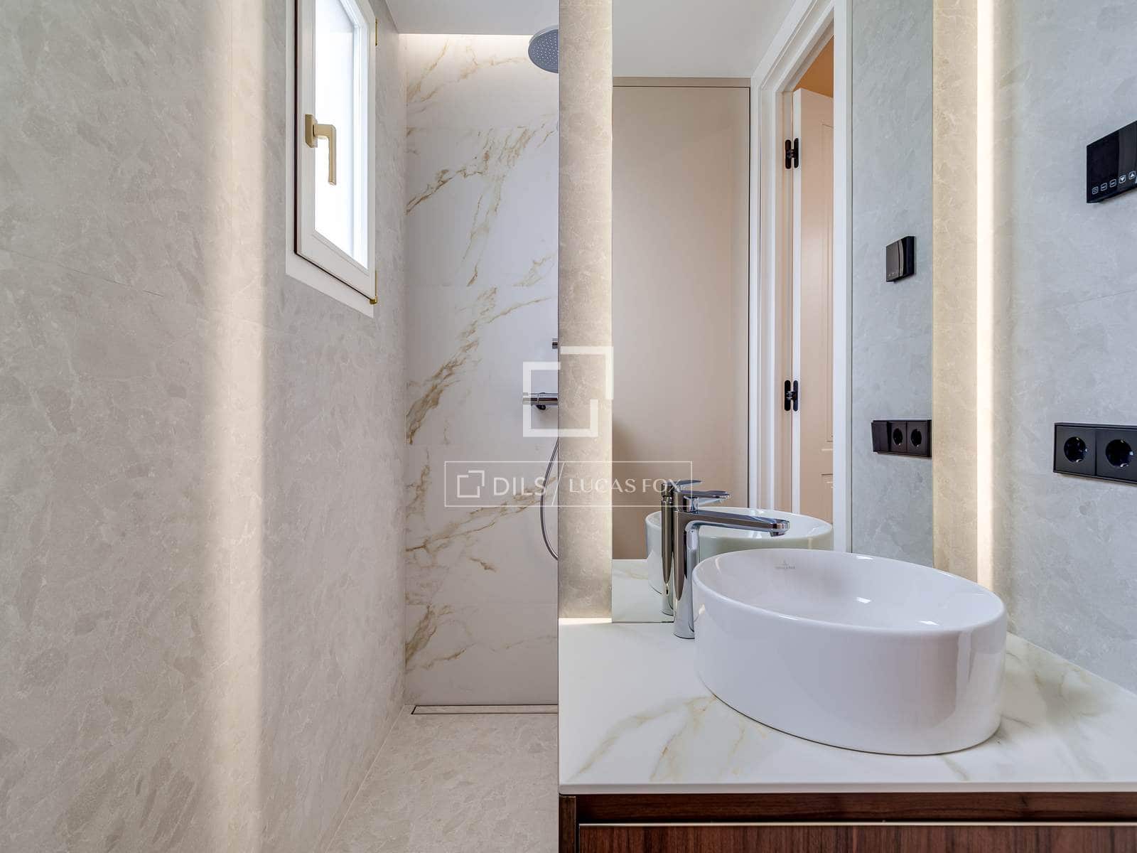 4 makuuhuone Huoneisto myytävänä paikassa Barcelona kaupunki mukana 
autotalli - 1 435 000 € (Ref: 9058438)