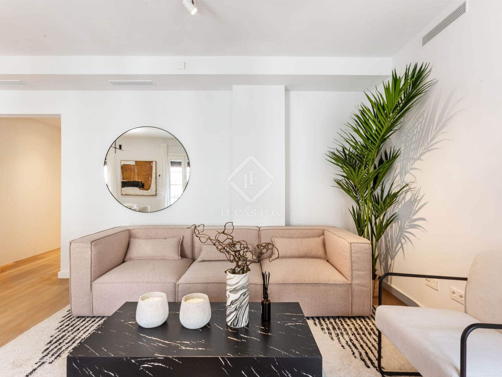 Apartamento de 3 habitaciones en Barcelona ciudad en venta con piscina - 740.000 € (Ref: 9058604)