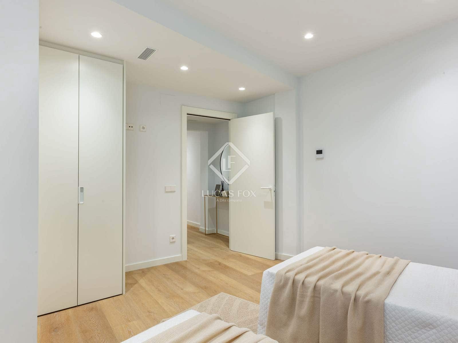 3 quarto Apartamento para venda em Barcelona cidade com piscina - 780 000 € (Ref: 9058605)