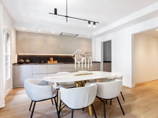 3 slaapkamer Appartement te koop in Barcelona stad met zwembad - € 750.000 (Ref: 9058607)