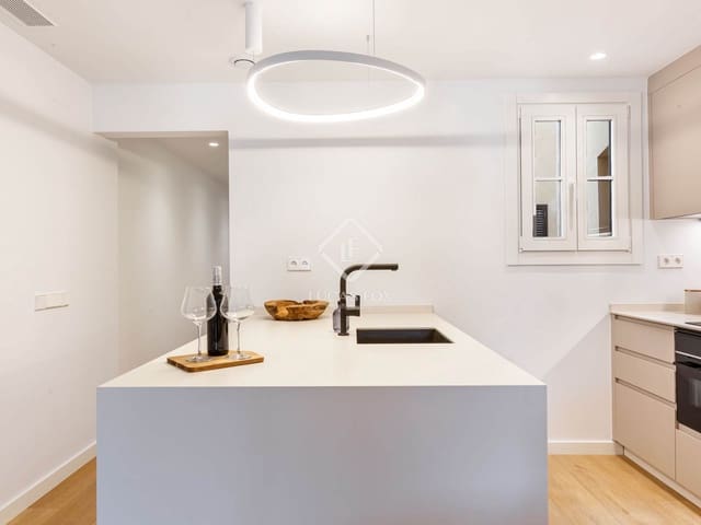 3 slaapkamer Appartement te koop in Barcelona stad met zwembad - € 800.000 (Ref: 9058609)