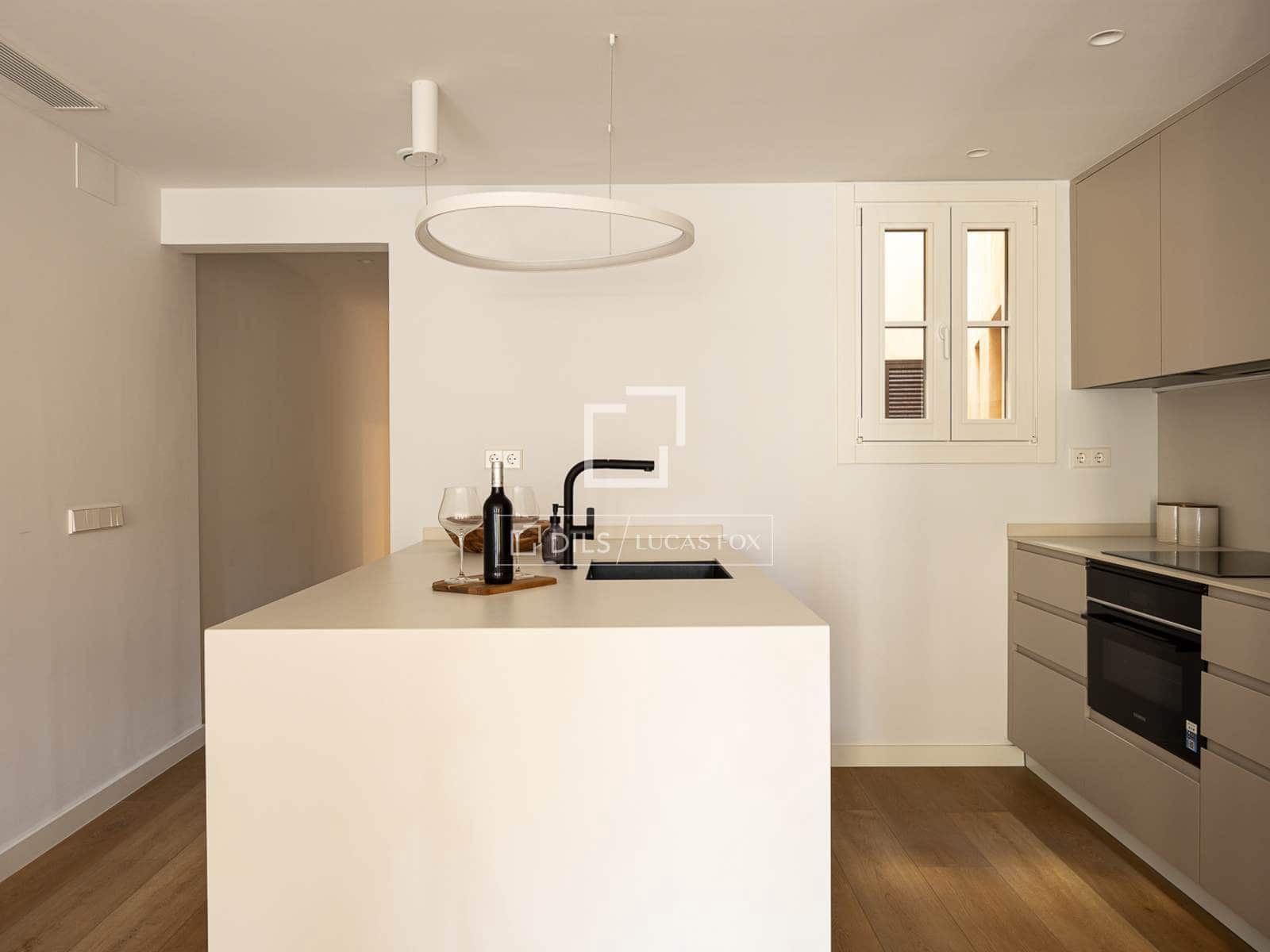 3 makuuhuone Huoneisto myytävänä paikassa Barcelona kaupunki mukana uima-altaan - 800 000 € (Ref: 9058609)