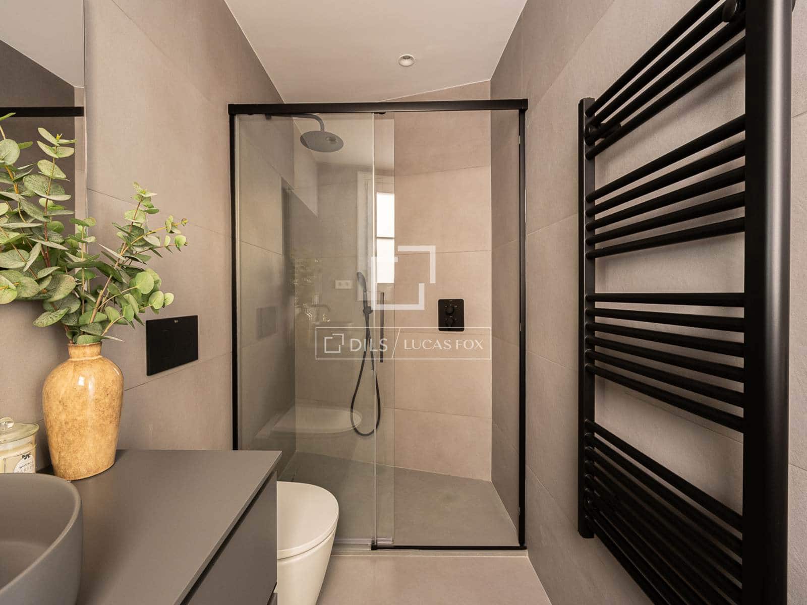 3 makuuhuone Huoneisto myytävänä paikassa Barcelona kaupunki mukana uima-altaan - 800 000 € (Ref: 9058609)