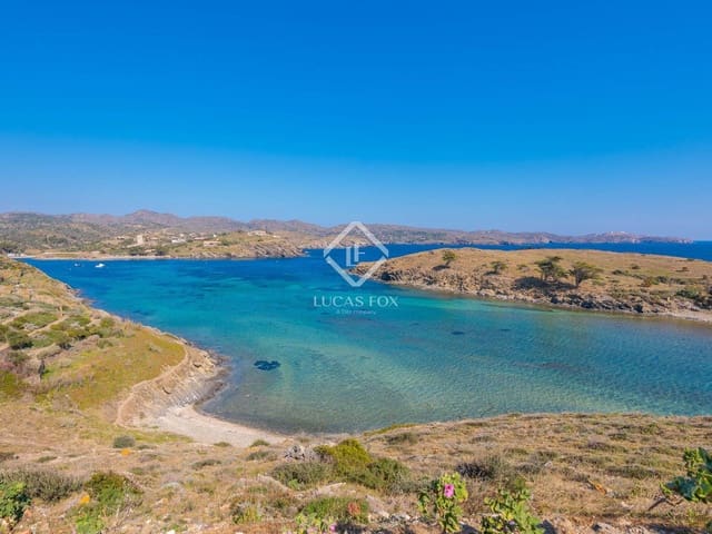 4 bedroom Villa for sale in Cadaqués with pool garage - € 8,000,000 (Ref: 9058749)