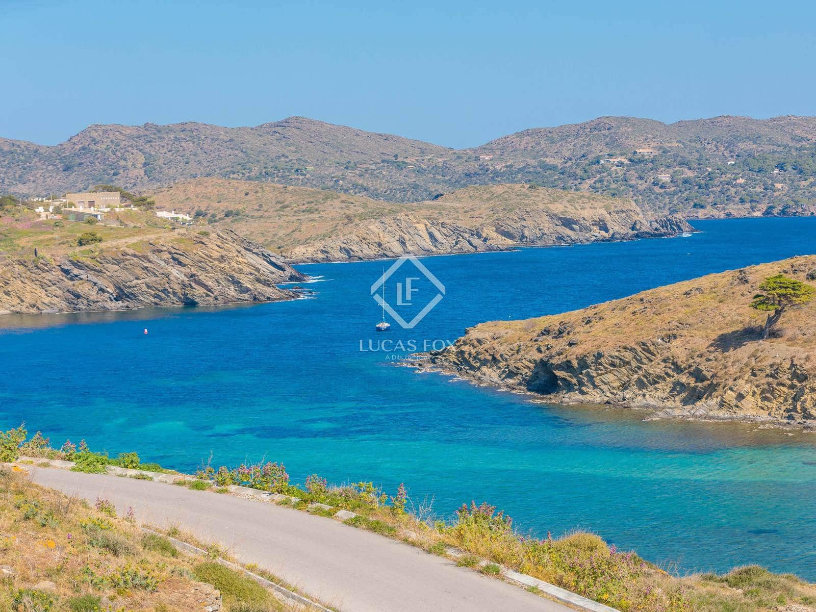 4 bedroom Villa for sale in Cadaques with pool garage - € 8,000,000 (Ref: 9058749)