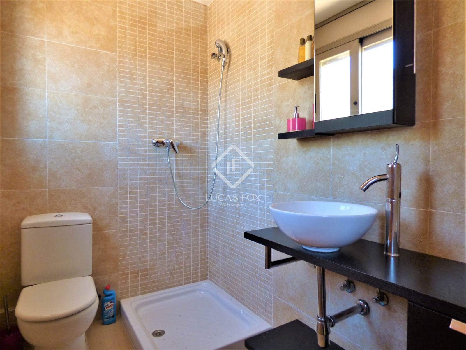 4 soveværelse Villa til salg i Les Botigues de Sitges med swimmingpool garage - € 1.295.000 (Ref: 9061494)