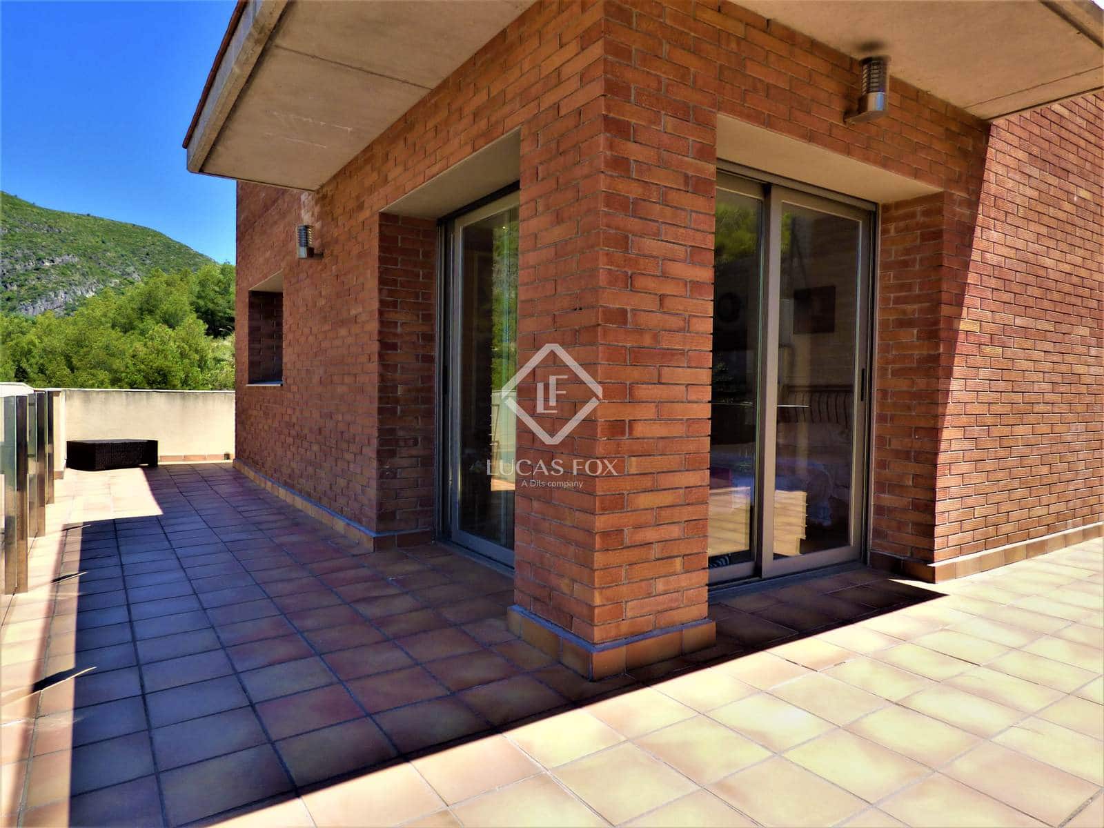 4 soveværelse Villa til salg i Les Botigues de Sitges med swimmingpool garage - € 1.295.000 (Ref: 9061494)