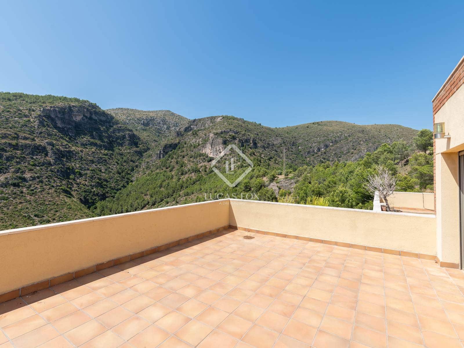 4 soveværelse Villa til salg i Les Botigues de Sitges med swimmingpool garage - € 1.295.000 (Ref: 9061494)
