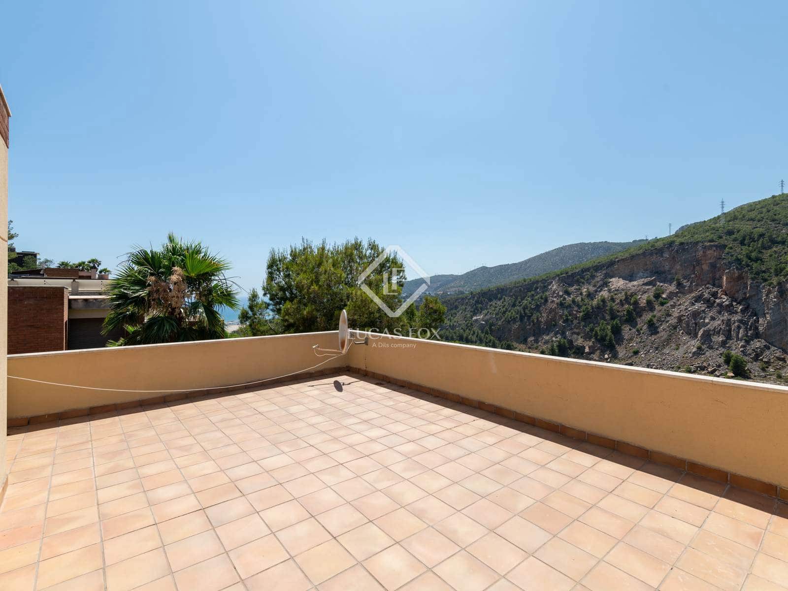 4 soveværelse Villa til salg i Les Botigues de Sitges med swimmingpool garage - € 1.295.000 (Ref: 9061494)