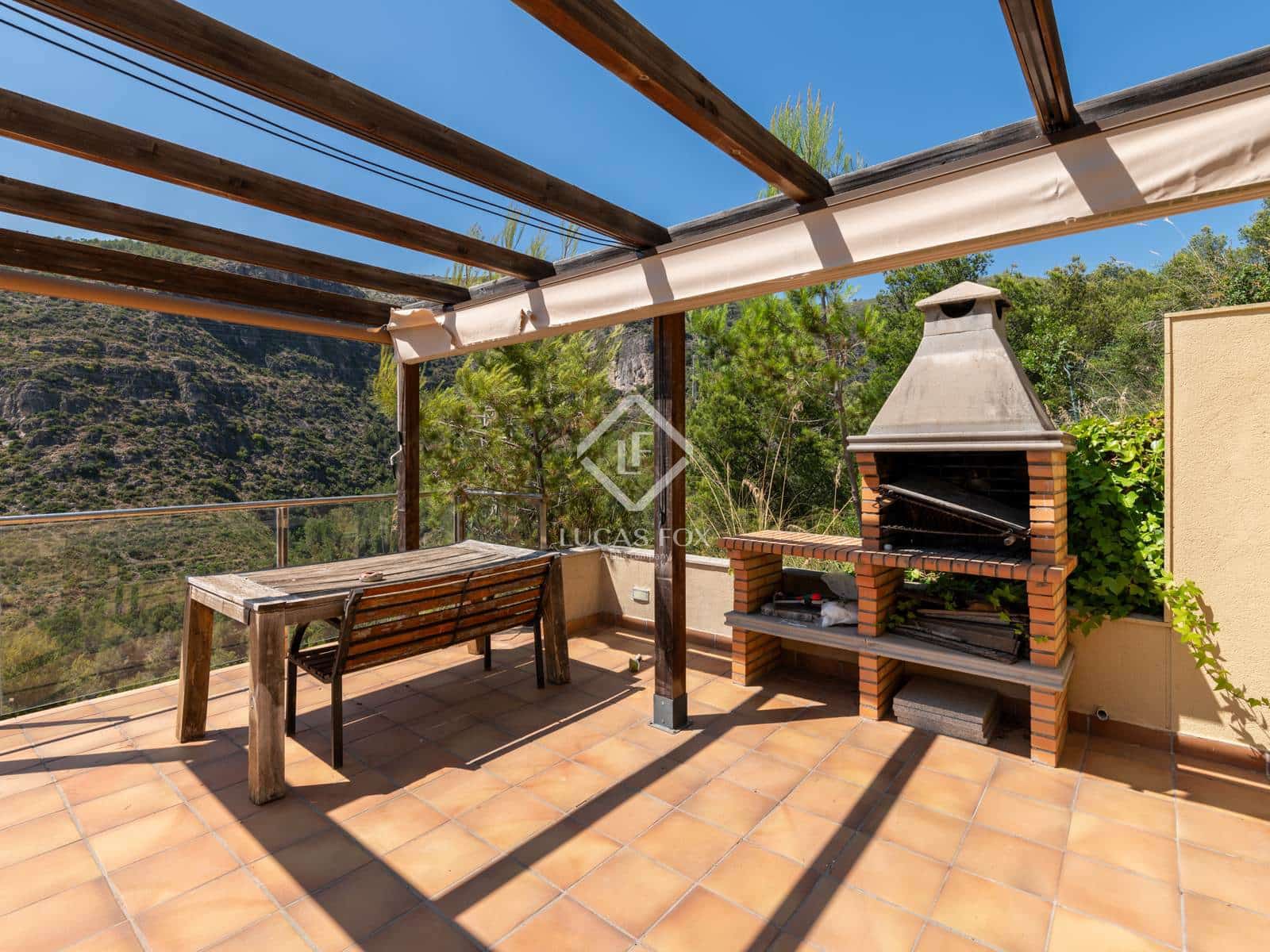 4 soveværelse Villa til salg i Les Botigues de Sitges med swimmingpool garage - € 1.295.000 (Ref: 9061494)