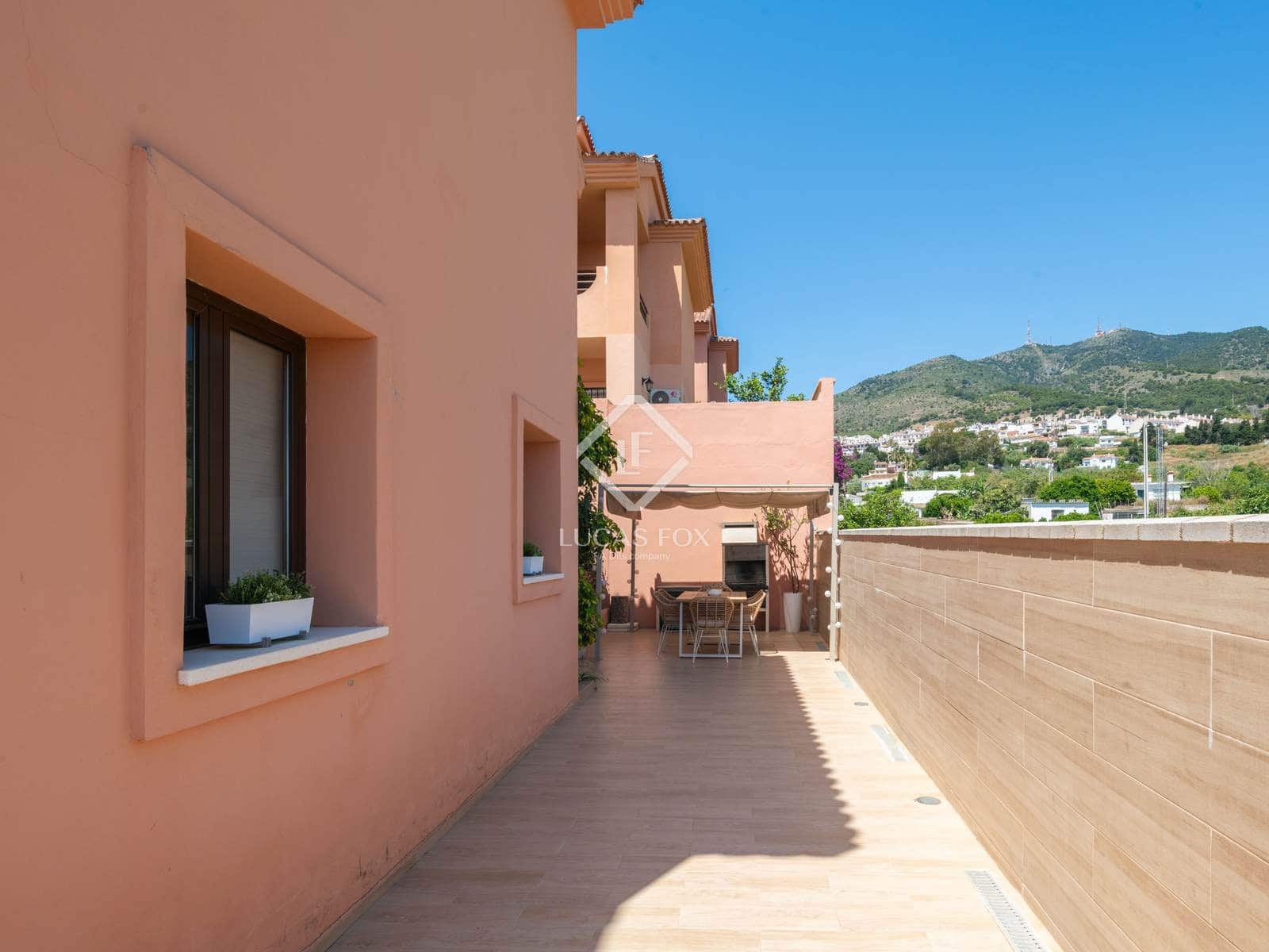 3 soverom Villa til salgs i Benalmadena med svømmebasseng garasje - € 795 000 (Ref: 9061681)