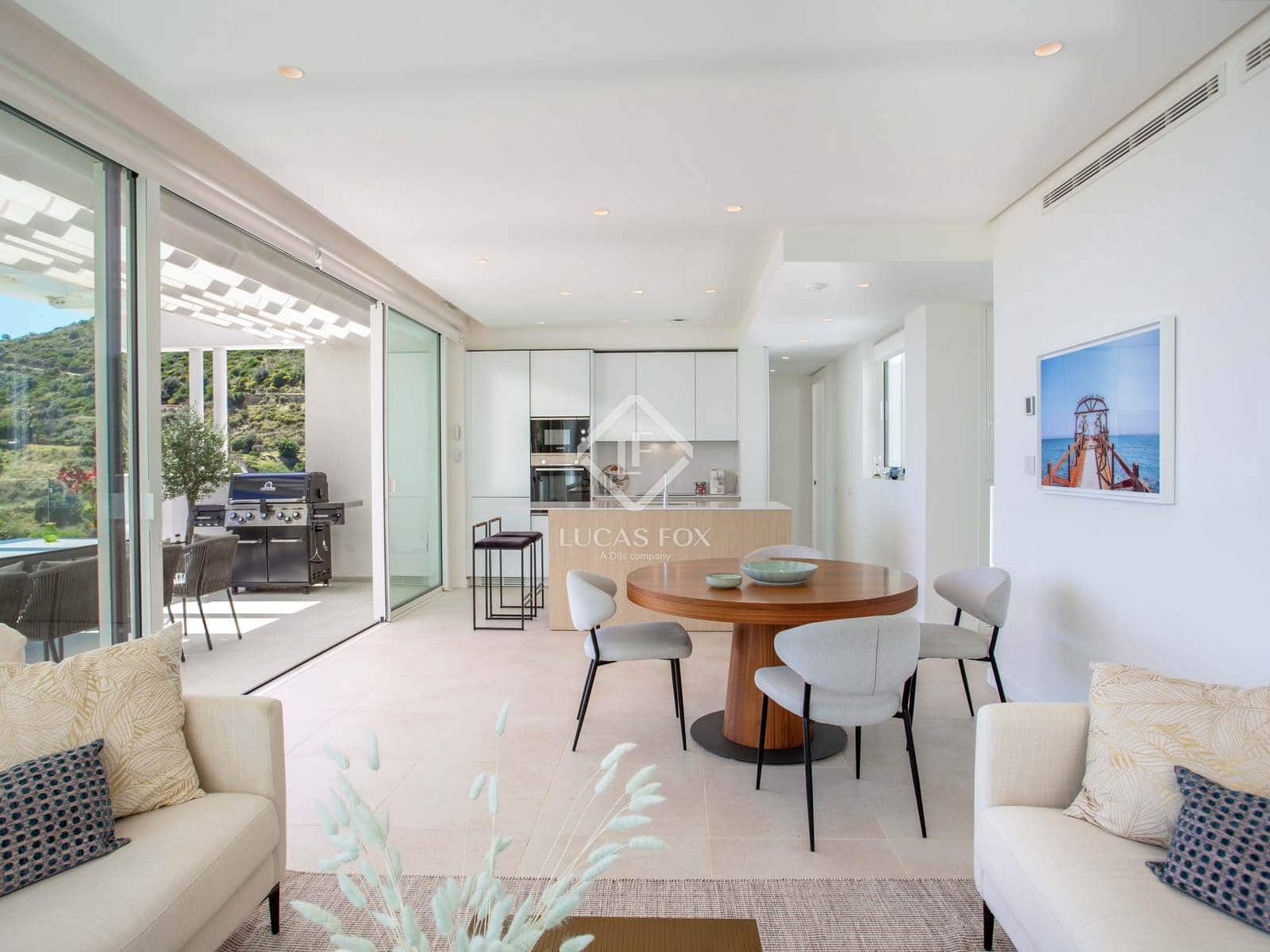 Ático de 3 habitaciones en Marbella en venta con piscina garaje - 1.050.000 € (Ref: 9061814)