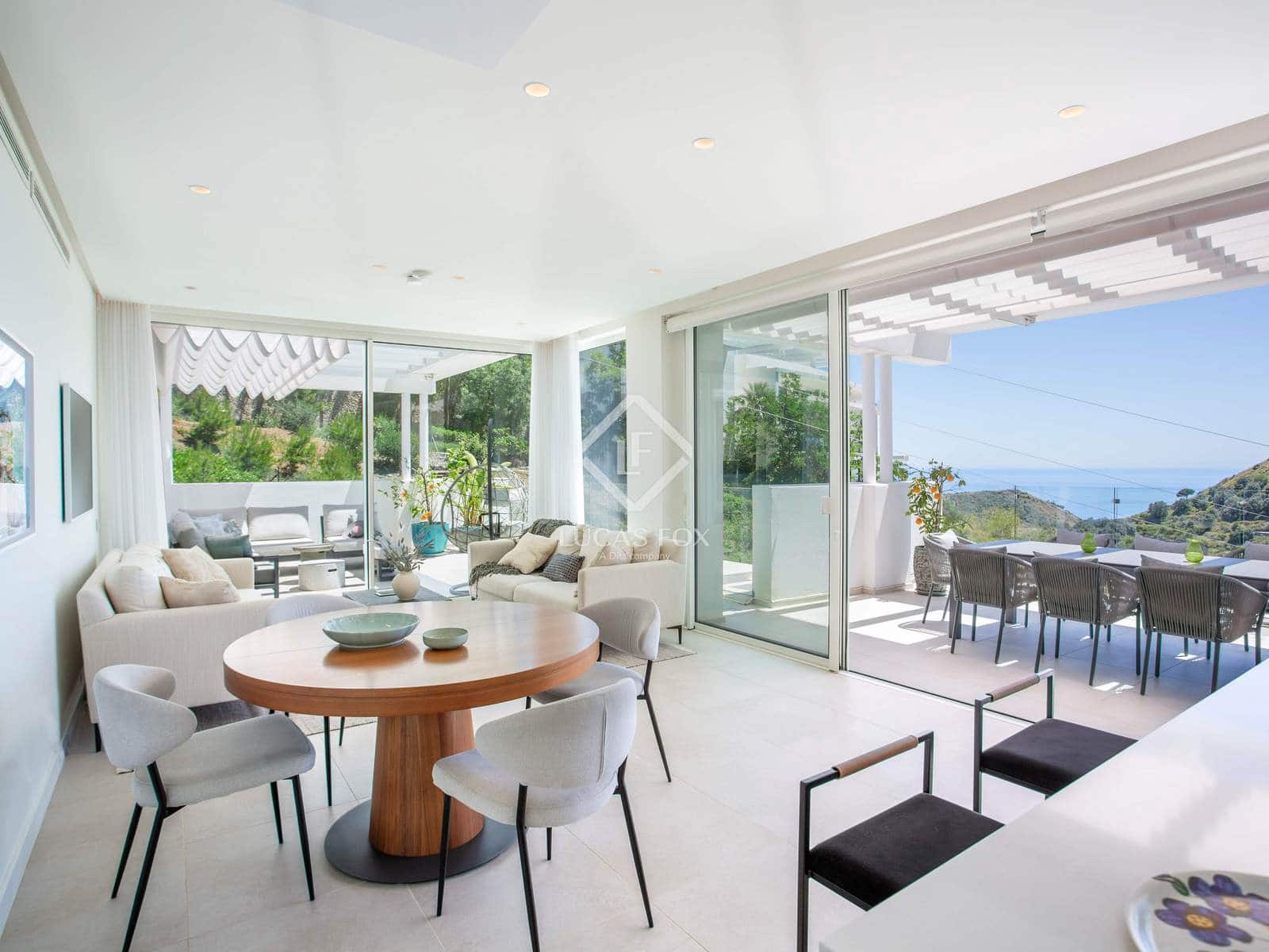 Ático de 3 habitaciones en Marbella en venta con piscina garaje - 1.050.000 € (Ref: 9061814)