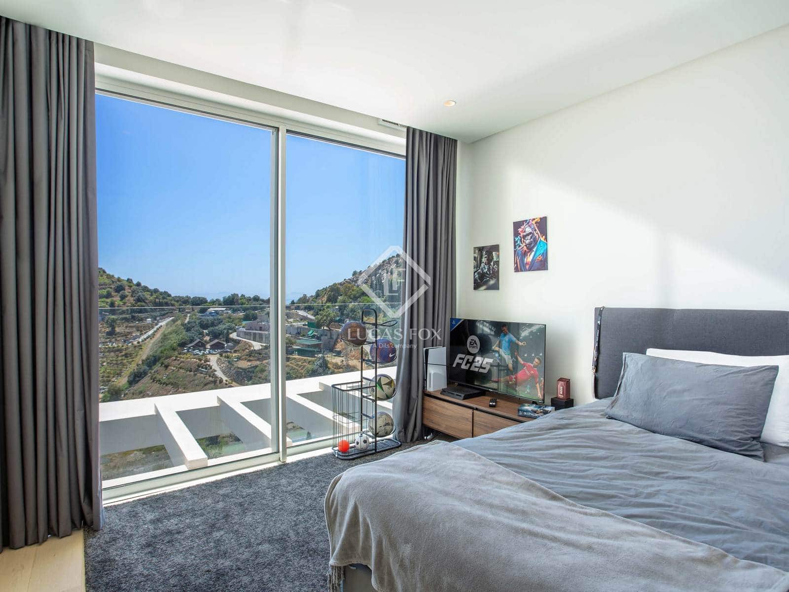 Ático de 3 habitaciones en Marbella en venta con piscina garaje - 1.050.000 € (Ref: 9061814)