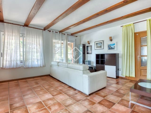 4 bedroom Villa for sale in Sant Antoni de Calonge, Calonge i Sant Antoni with pool garage - € 540,000 (Ref: 9061900)