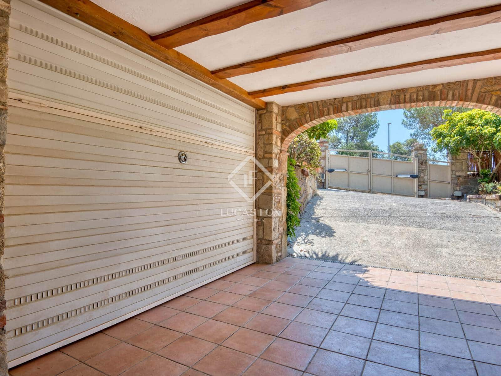 4 soveværelse Villa til salg i Sant Antoni de Calonge med swimmingpool garage - € 540.000 (Ref: 9061900)