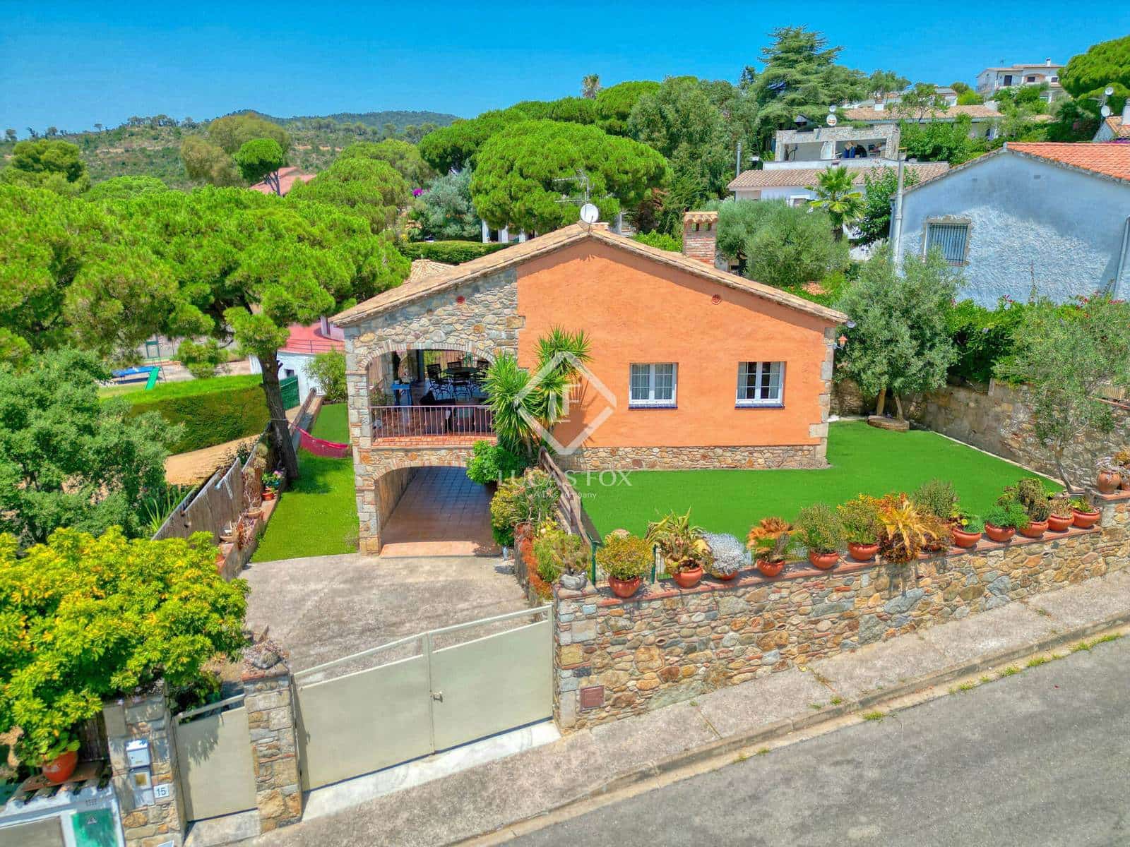 4 soveværelse Villa til salg i Sant Antoni de Calonge med swimmingpool garage - € 540.000 (Ref: 9061900)