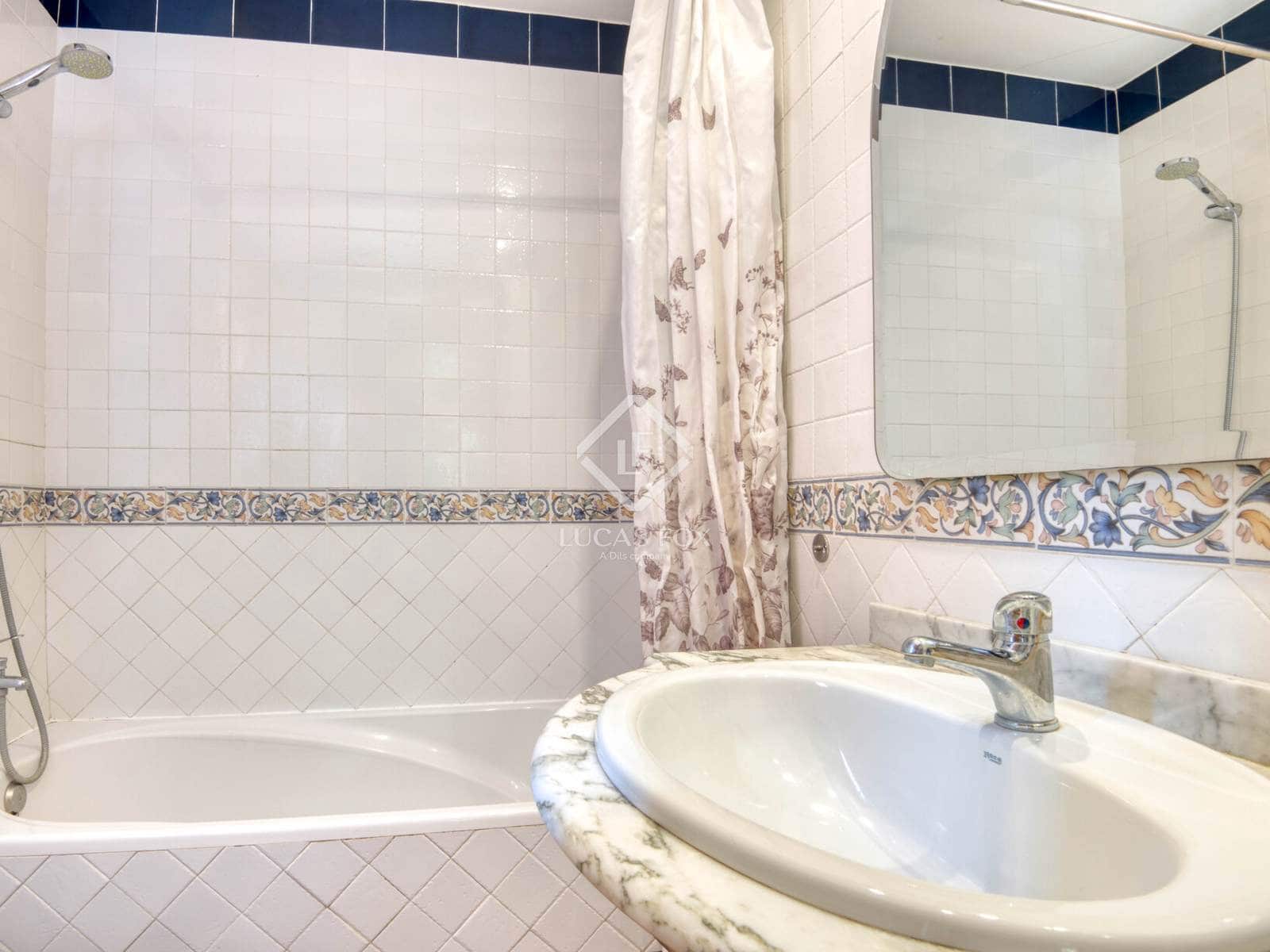 4 soveværelse Villa til salg i Sant Antoni de Calonge med swimmingpool garage - € 540.000 (Ref: 9061900)