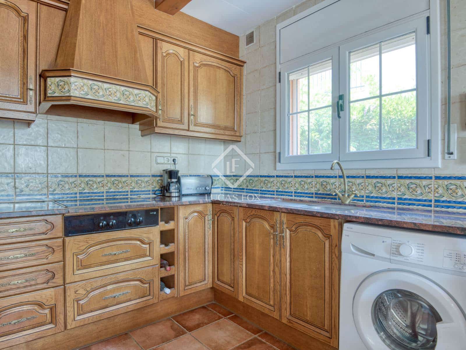 4 soveværelse Villa til salg i Sant Antoni de Calonge med swimmingpool garage - € 540.000 (Ref: 9061900)