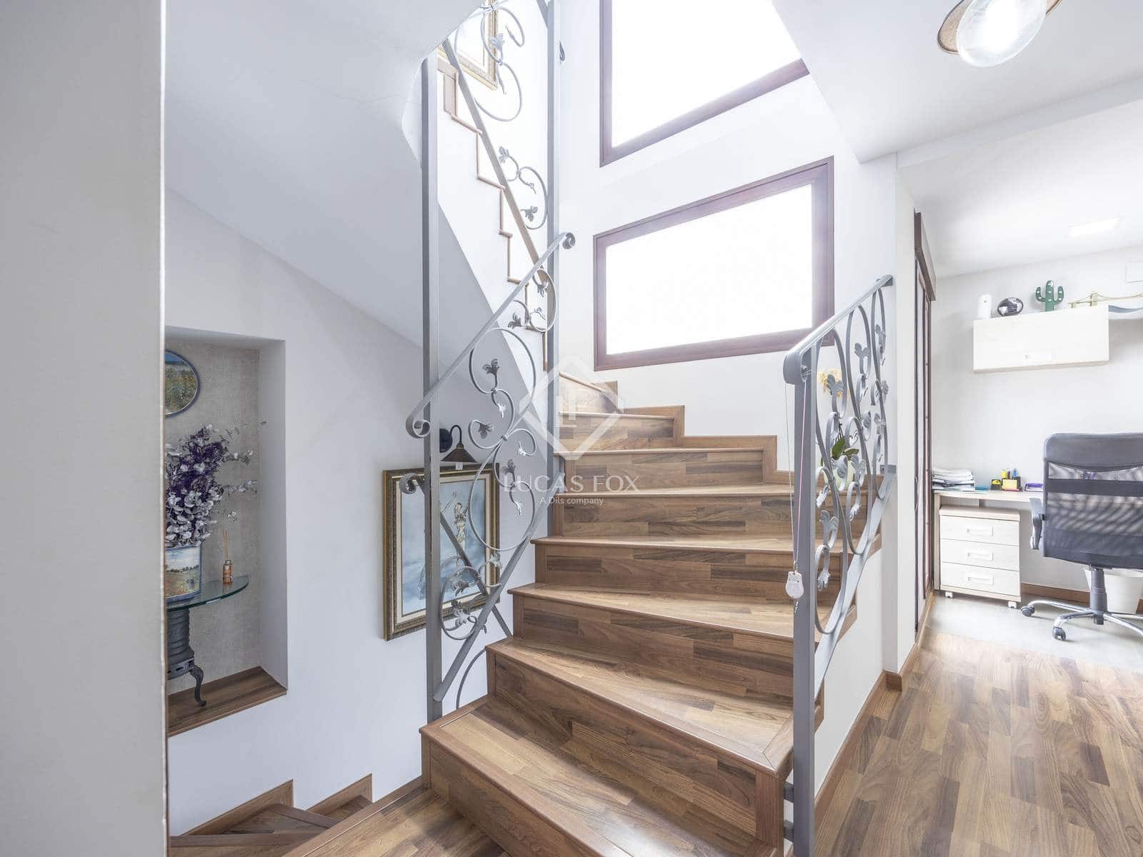 4 soverom Villa til salgs i Valencia by - € 525 000 (Ref: 9061978)