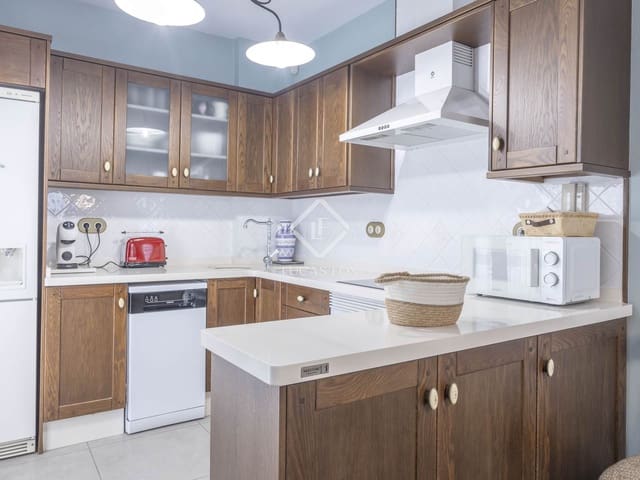 4 bedroom Villa for sale in Valencia city - € 525,000 (Ref: 9061978)