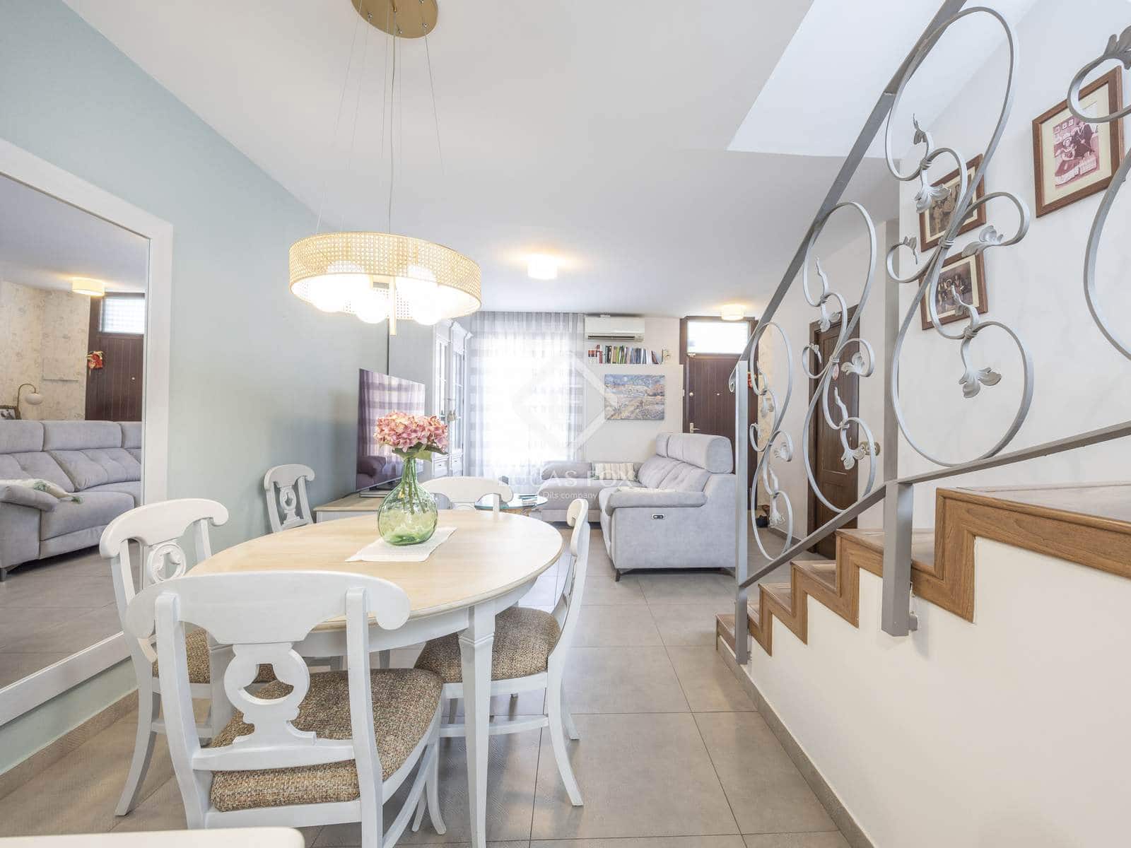 4 soverom Villa til salgs i Valencia by - € 525 000 (Ref: 9061978)