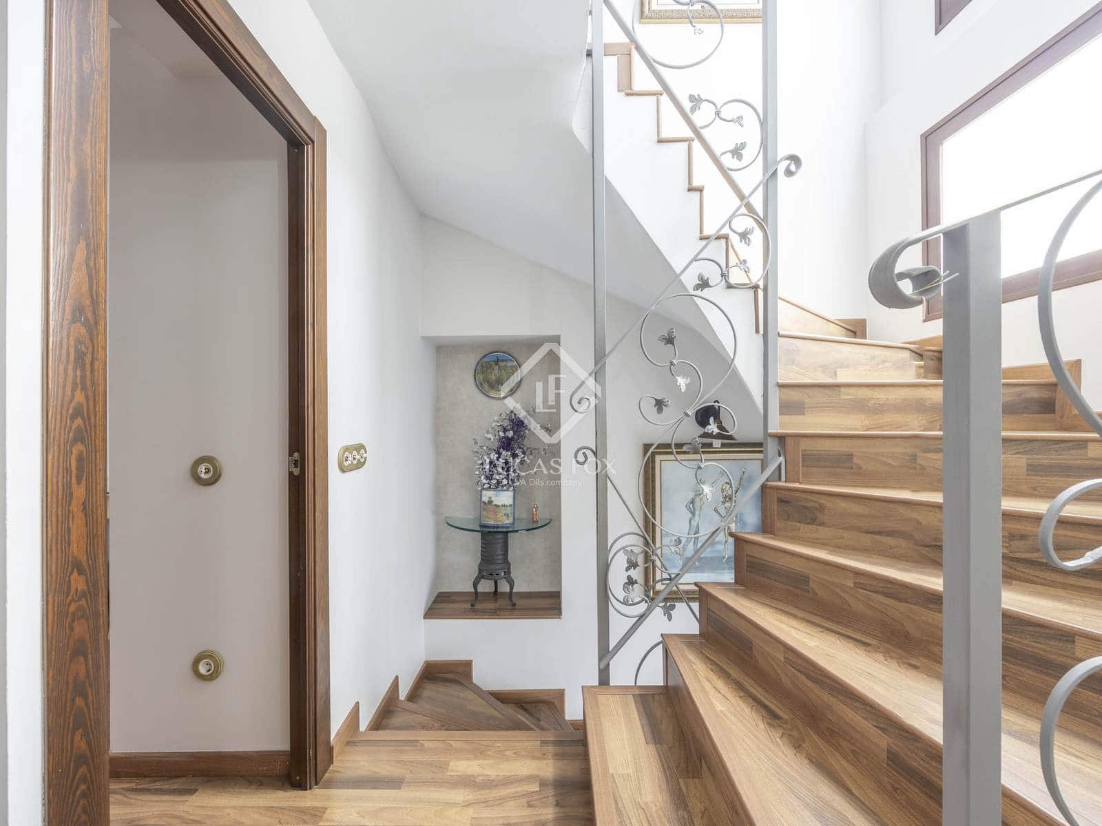 4 soverom Villa til salgs i Valencia by - € 525 000 (Ref: 9061978)