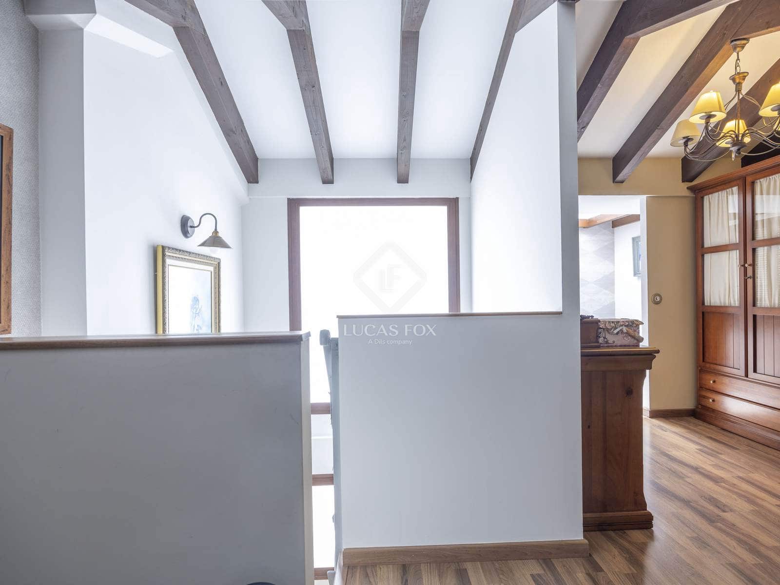 4 soverom Villa til salgs i Valencia by - € 525 000 (Ref: 9061978)