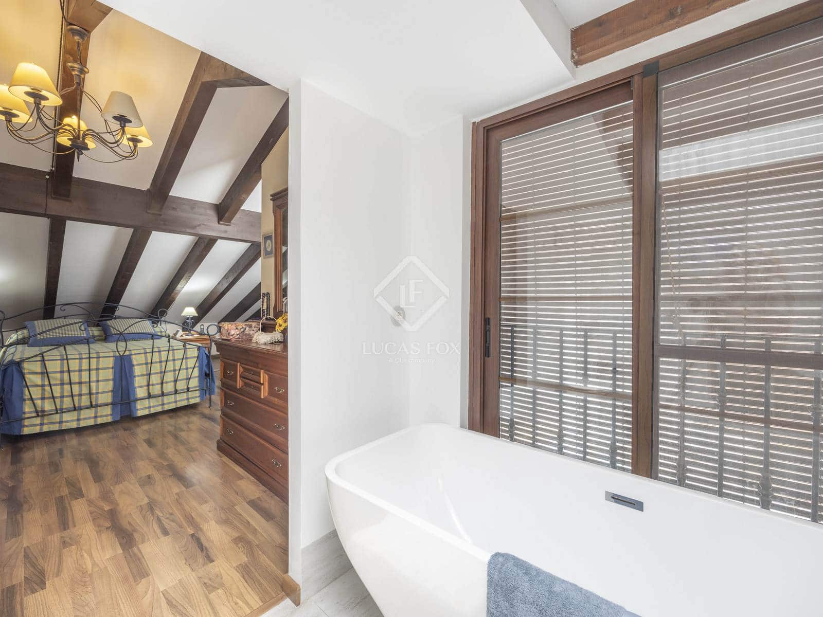 4 soverom Villa til salgs i Valencia by - € 525 000 (Ref: 9061978)