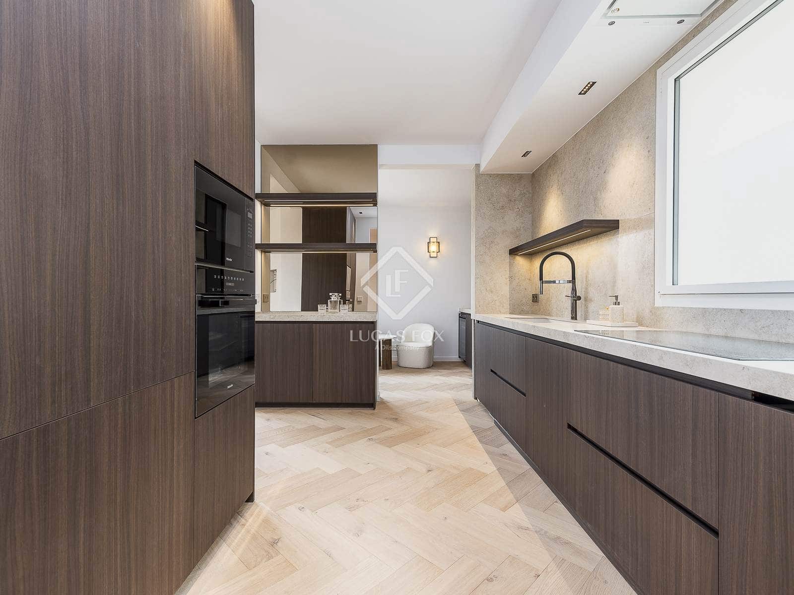 3 soveværelse Penthouse til salg i Barcelona by - € 2.950.000 (Ref: 9064040)