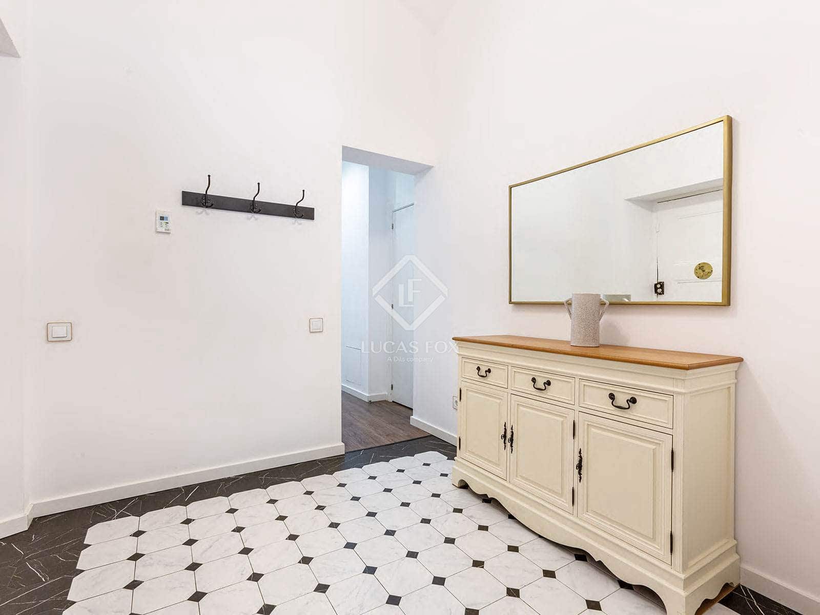 2 soveværelse Lejlighed til salg i Barcelona by - € 497.000 (Ref: 9064495)