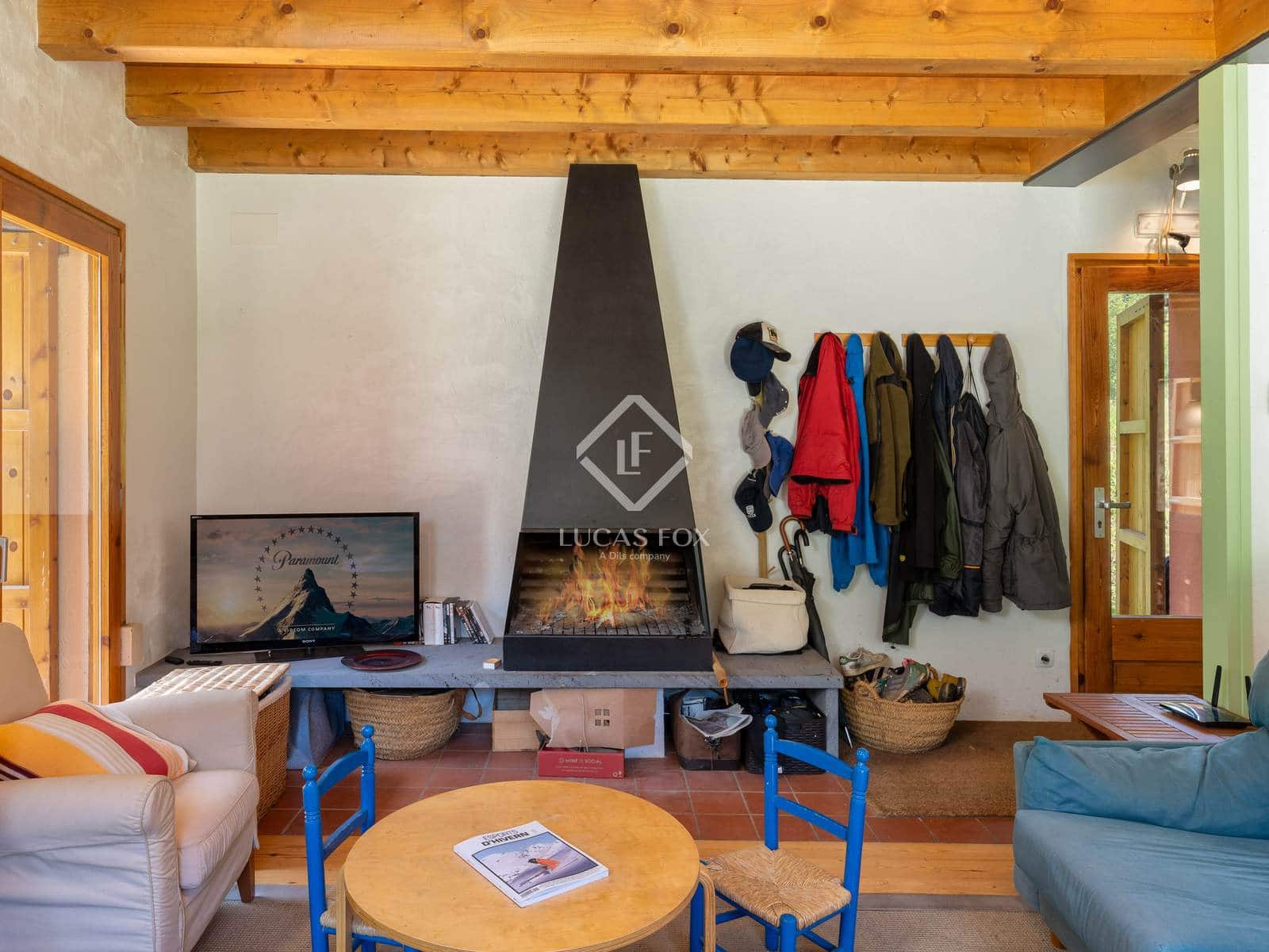 12 soveværelse Finca/Landehus til salg i Olot med garage - € 875.000 (Ref: 9064771)