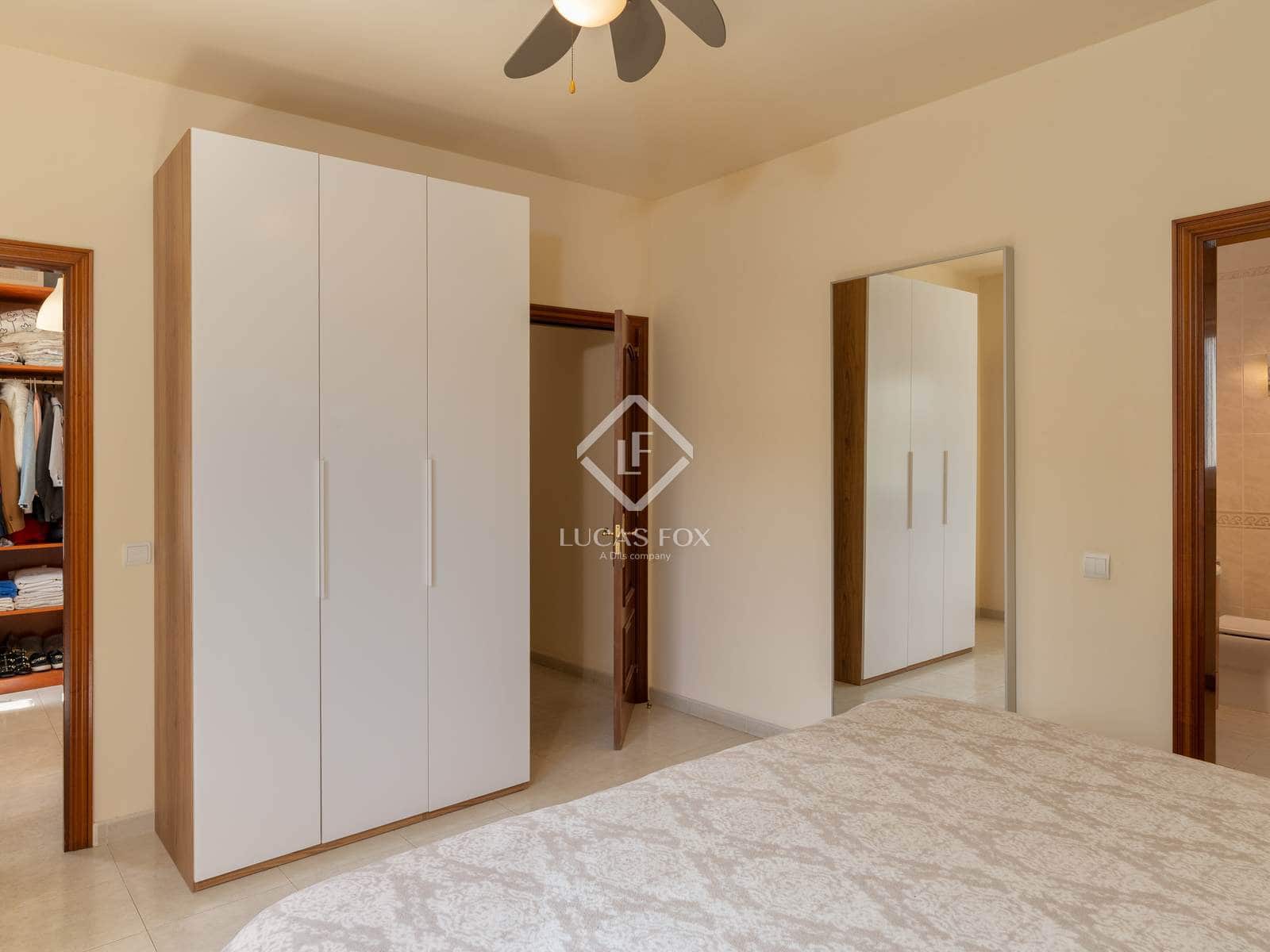 4 makuuhuone Huvila myytävänä paikassa Platja d'Aro mukana uima-altaan 
autotalli - 750 000 € (Ref: 9065617)