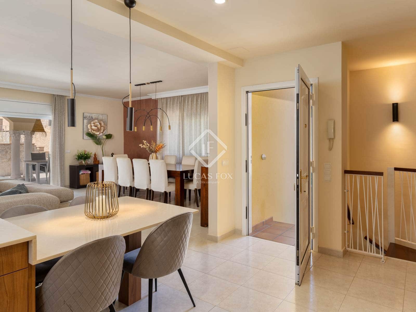 4 makuuhuone Huvila myytävänä paikassa Platja d'Aro mukana uima-altaan 
autotalli - 750 000 € (Ref: 9065617)