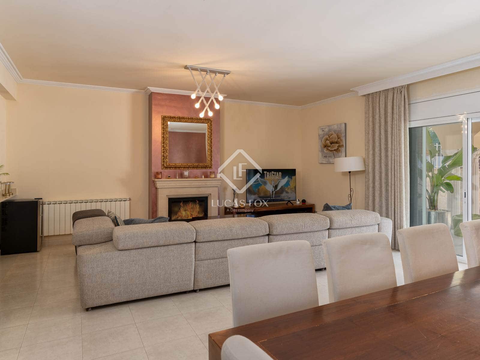 4 makuuhuone Huvila myytävänä paikassa Platja d'Aro mukana uima-altaan 
autotalli - 750 000 € (Ref: 9065617)