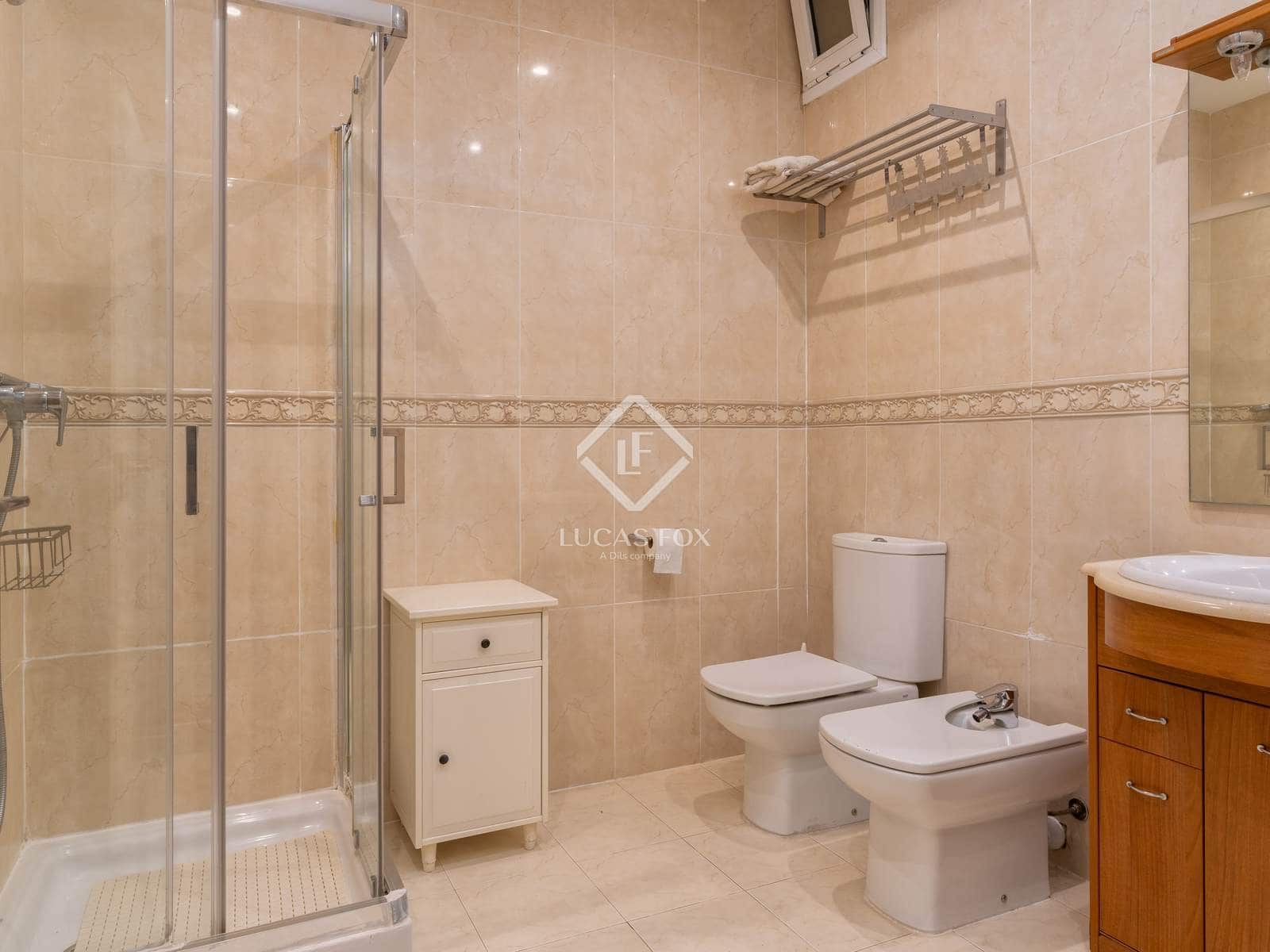 4 makuuhuone Huvila myytävänä paikassa Platja d'Aro mukana uima-altaan 
autotalli - 750 000 € (Ref: 9065617)