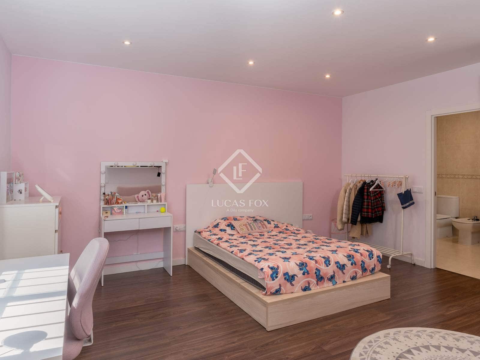 4 makuuhuone Huvila myytävänä paikassa Platja d'Aro mukana uima-altaan 
autotalli - 750 000 € (Ref: 9065617)