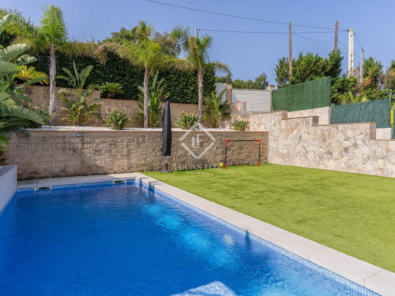 4 makuuhuone Huvila myytävänä paikassa Platja d'Aro mukana uima-altaan 
autotalli - 750 000 € (Ref: 9065617)