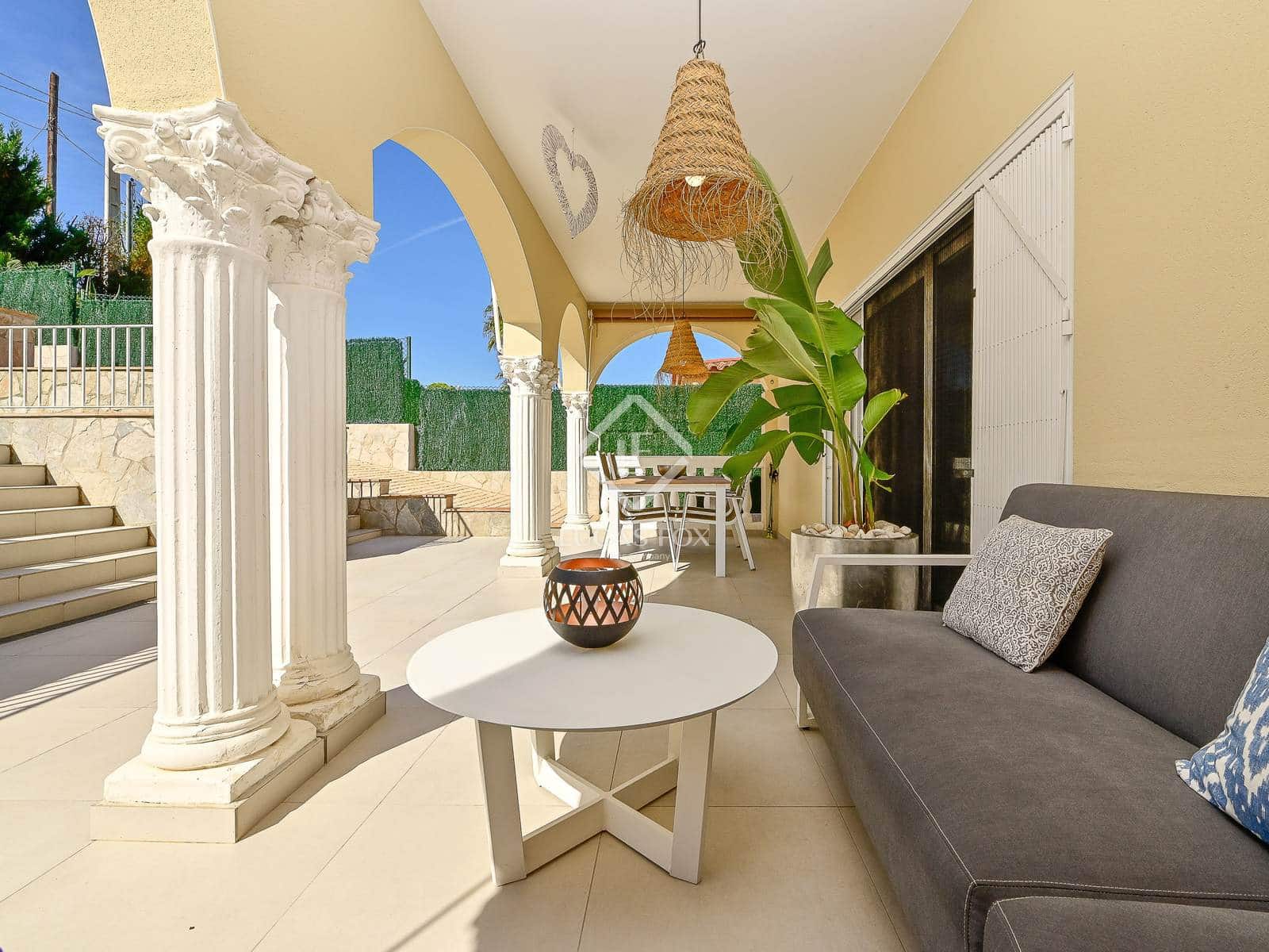 4 makuuhuone Huvila myytävänä paikassa Platja d'Aro mukana uima-altaan 
autotalli - 750 000 € (Ref: 9065617)