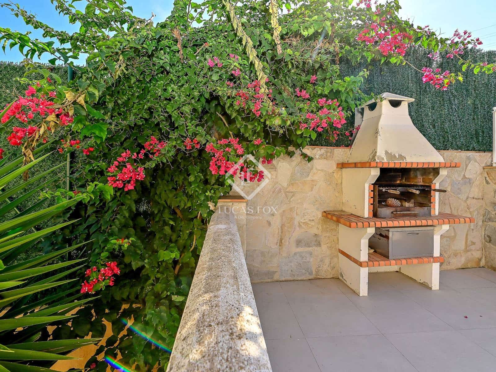 4 makuuhuone Huvila myytävänä paikassa Platja d'Aro mukana uima-altaan 
autotalli - 750 000 € (Ref: 9065617)