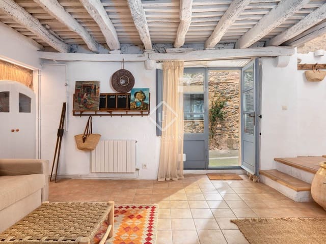 Finca/Casa Rural de 3 habitaciones en Cruïlles Monells i Sant Sadurní de I'Heura en venta - 548.000 € (Ref: 9066565)