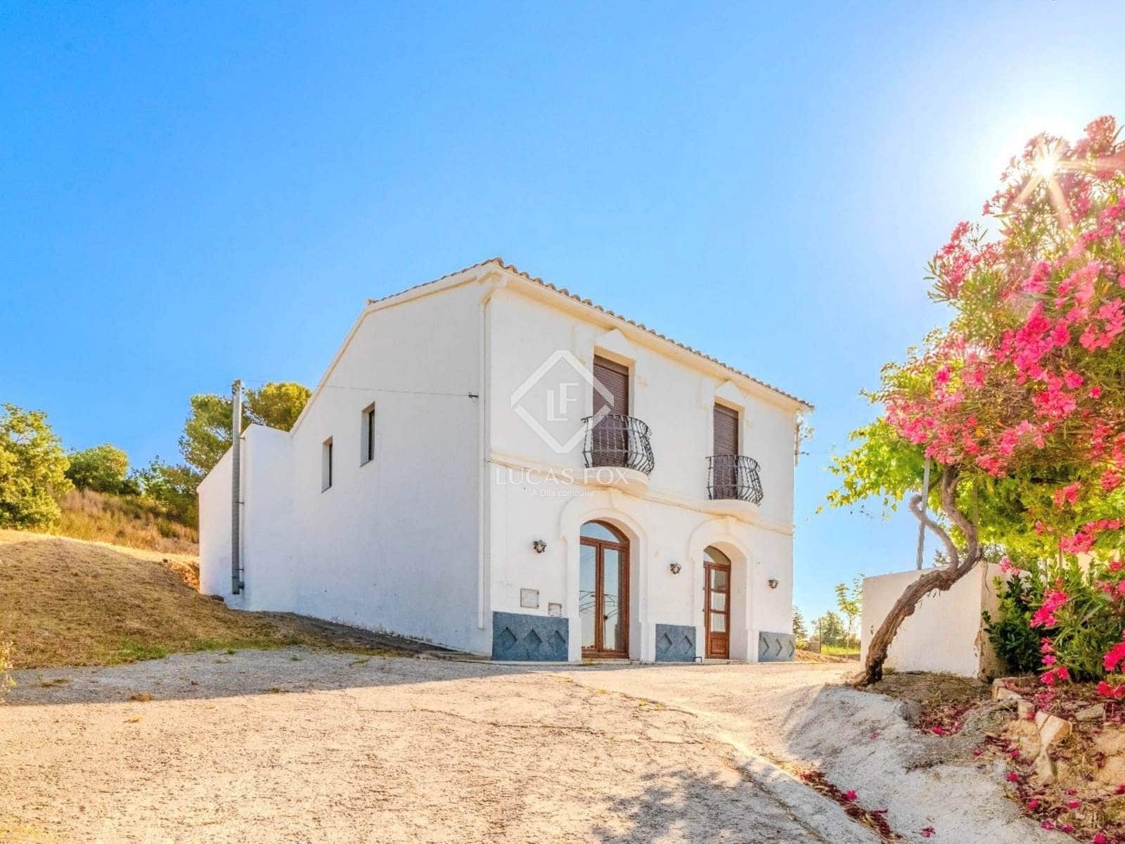 4 soveværelse Finca/Landehus til salg i Font-rubi med swimmingpool garage - € 670.000 (Ref: 9066874)