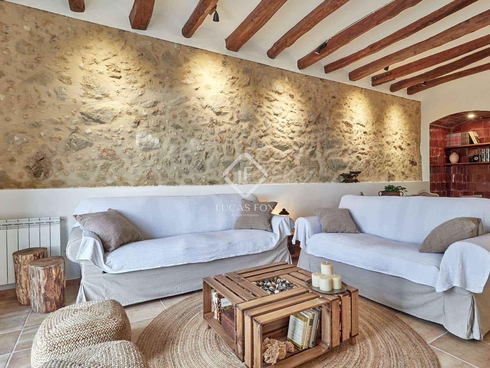 4 soveværelse Finca/Landehus til salg i Font-rubi med swimmingpool garage - € 670.000 (Ref: 9066874)