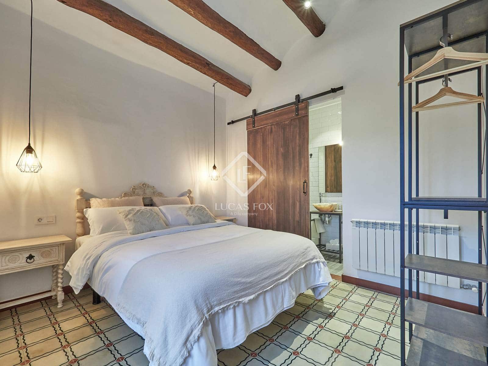 4 soveværelse Finca/Landehus til salg i Font-rubi med swimmingpool garage - € 670.000 (Ref: 9066874)